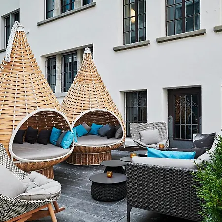 One Zurich